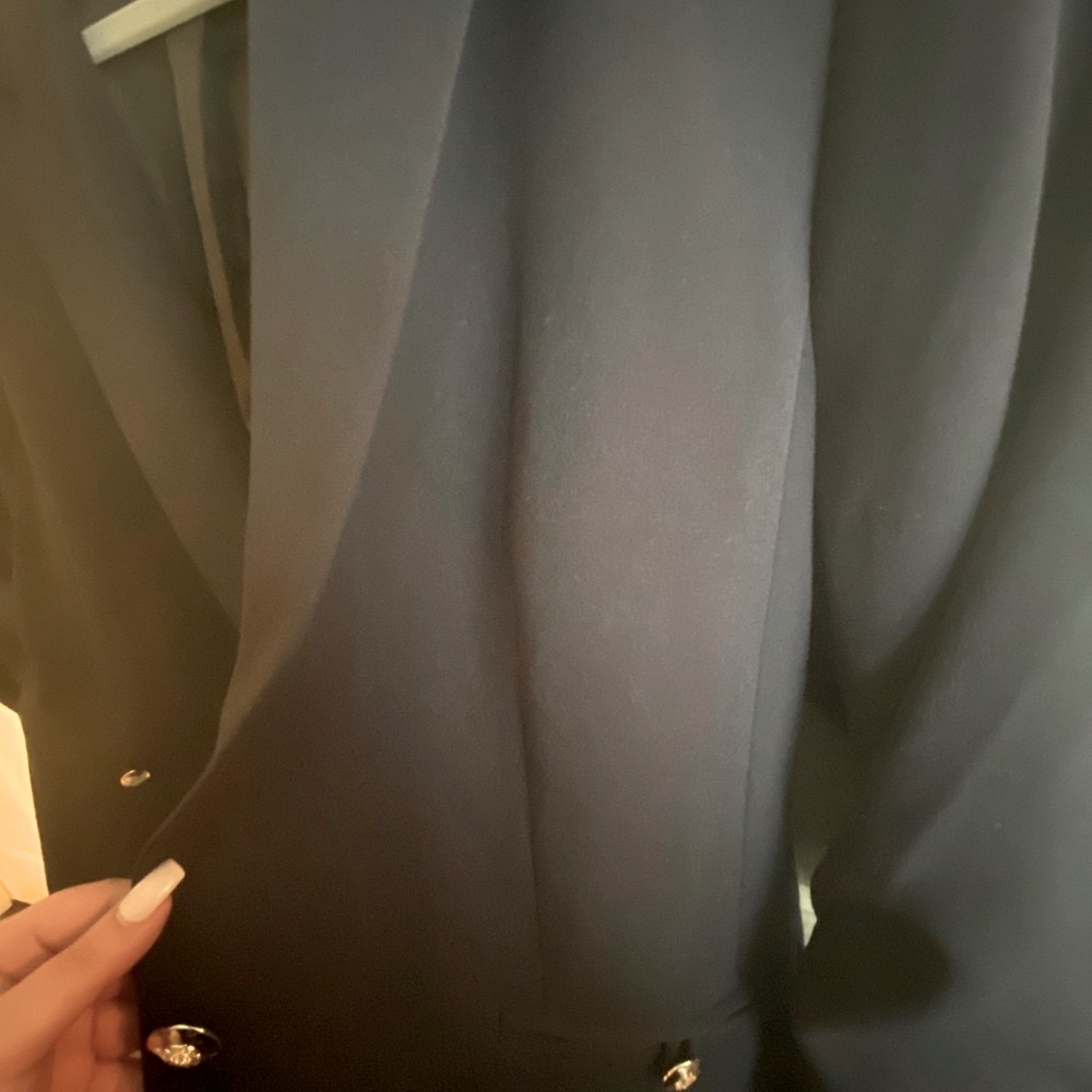 NWT Tahari navy blazer with gold accents